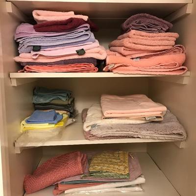 Lot 314 - Linens and Things