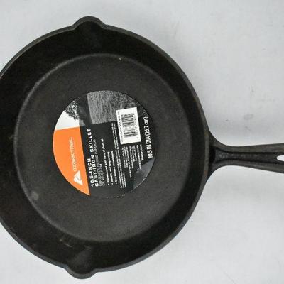 Ozark Trail Pre-Seasoned 15 Cast Iron Skillet with Handle and Lips 