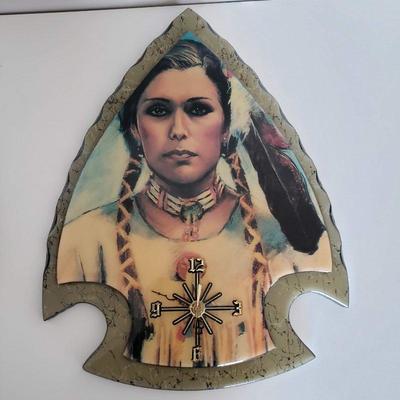 2 Pieces Native American Wall Art - clock doesn't work