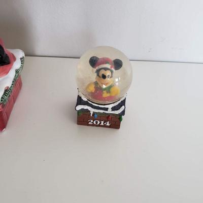 3 Pieces Christmas DÃ©cor - Santa, Mickey Mouse