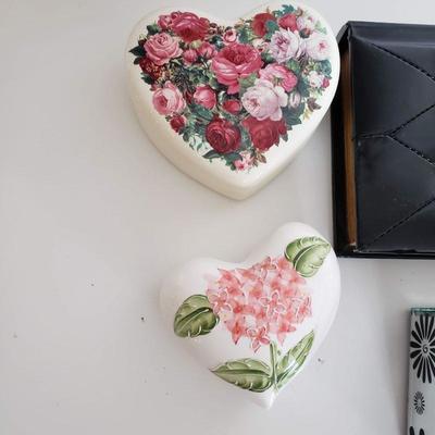 6 Jewelry Boxes