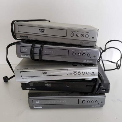 1 Blu-ray player, 4 DVD Players - Small - 3 remotes