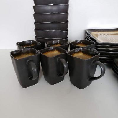 Baum Galaxy Amber Dinnerware - Plates, Bowls, Mugs