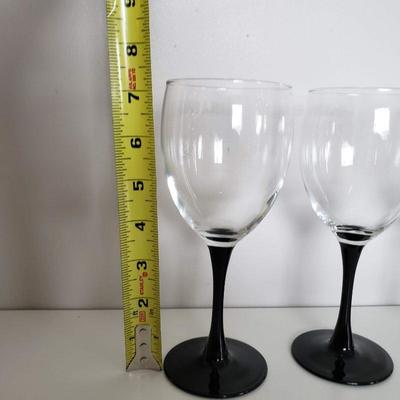 4 Wine Glasses Black Stem