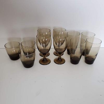 11 Brown colored glasses - 4 wine, 4 tall tumblers, 3 small tumblers