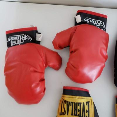 3 Sets Kids, Womens, and Bag Boxing Gloves