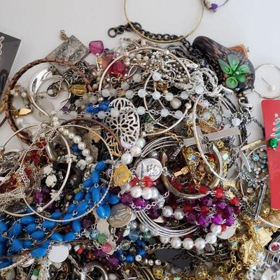 4 Pounds Costume Jewelry - Assorted and Uninspected