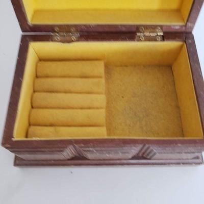 Vintage wood jewelry box