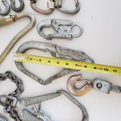 Heavy Duty Carabiners, Pulley Hooks, Etc