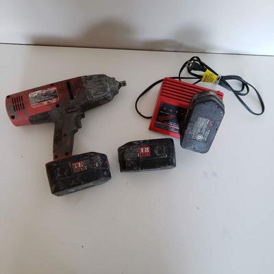 Milwaukee 1/2" Impact Wrench 18V + 3 Batteries