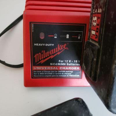 Milwaukee 1/2" Impact Wrench 18V + 3 Batteries