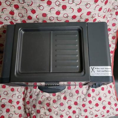Toaster / Broiler / Rotisserie Oven