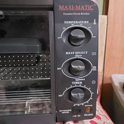 Toaster / Broiler / Rotisserie Oven