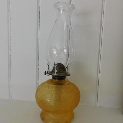 Amber Crackle Glass Oil Lantern 15
