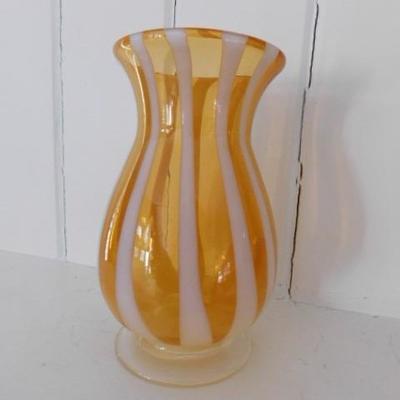 Art Glass Vase 8