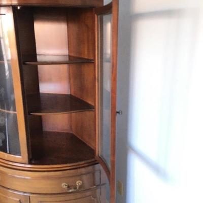 Lot 1 - Corner Cabinet