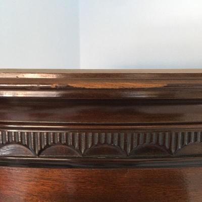 Lot 1 - Corner Cabinet