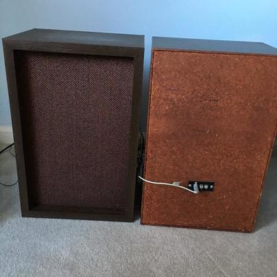 Lot 2 - Technics Receiver & Speakers
