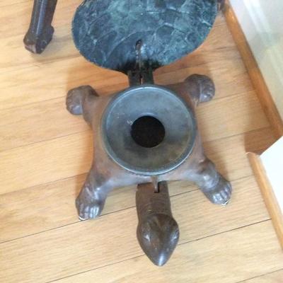 Lot #32 Antique Turtle Spittoon 