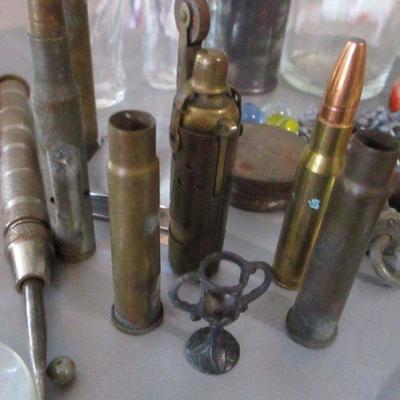 Lot 202 - Junk Drawer Items