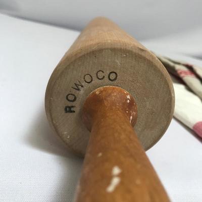 Lot 51 - Vintage Rolling Pin, Mixing Bowl and More