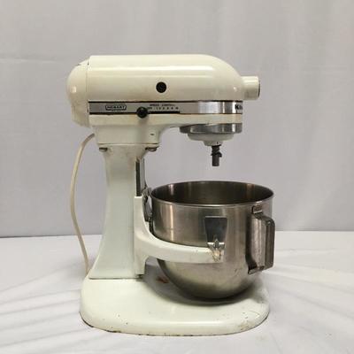 Lot 54 - Kitchen Aid Mixer