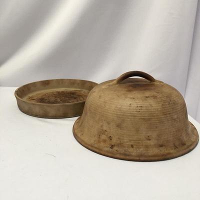 Lot 55 - Covered Bakers by Sassafras