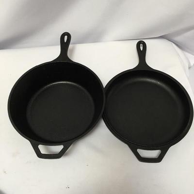Lot 56 - Lodge and Philippe Richard Cast Iron Cookware