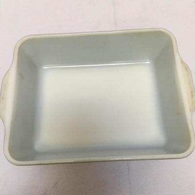 Lot 57 - Vintage Pyrex