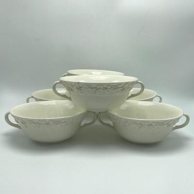 Lot 61 - Wedgwood Pedestal Bowl with Six Matching Fruit Bowls