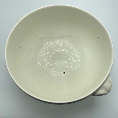 Lot 61 - Wedgwood Pedestal Bowl with Six Matching Fruit Bowls