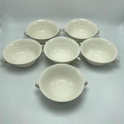 Lot 61 - Wedgwood Pedestal Bowl with Six Matching Fruit Bowls