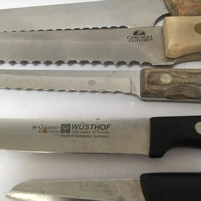 Lot 68 - Knives & Glass Cutting Boards