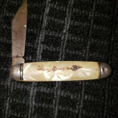 Old pocket knife 