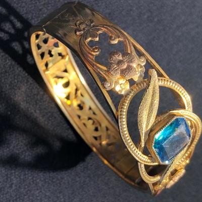 Lot 52 - Beautiful Vintage Bracelet - Gold Filled