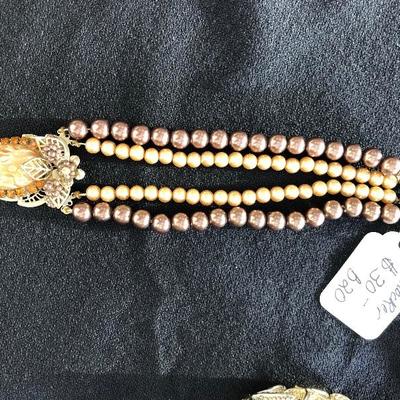Lot 62 - Faux Pearl Necklace and Bracelet, Starfish Bracelet & Choker