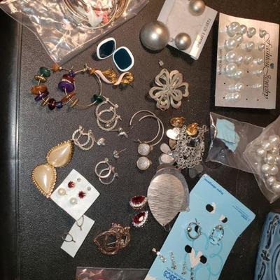 Earring Lot