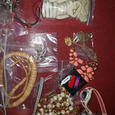 Lot #4 Jewelry 