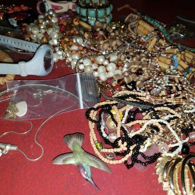 Lot #4 Jewelry 