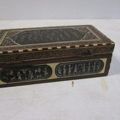 Lot 105 - Antique Hand Carved Box with Mother of Pearl Inlay 8