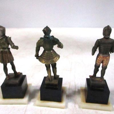 Lot 111 - Madrid Real Armeria Toy Soldiers 