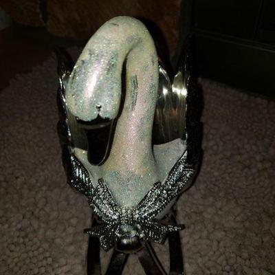 Beautiful Swan Decor