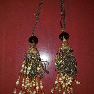 Curtain ties
