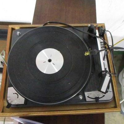 Lot 152 - Record Player & Belle Wood 8 Track