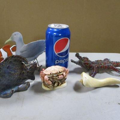 Lot 155 - Variety Of Animals 