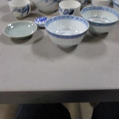 Lot 162 - Asian Decorative Items - Tea Set - Bowls