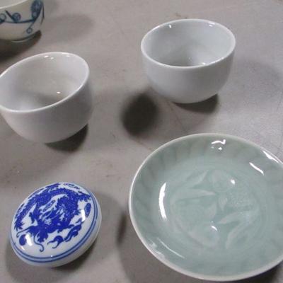 Lot 162 - Asian Decorative Items - Tea Set - Bowls