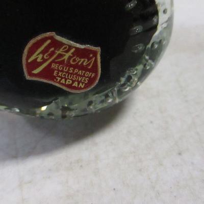 Lot 165 - Glass Paperweights 