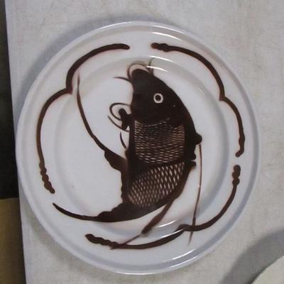 Lot 167 - Decorative Plates