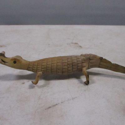 Lot 174 - Wooden - Ceramic - Animals